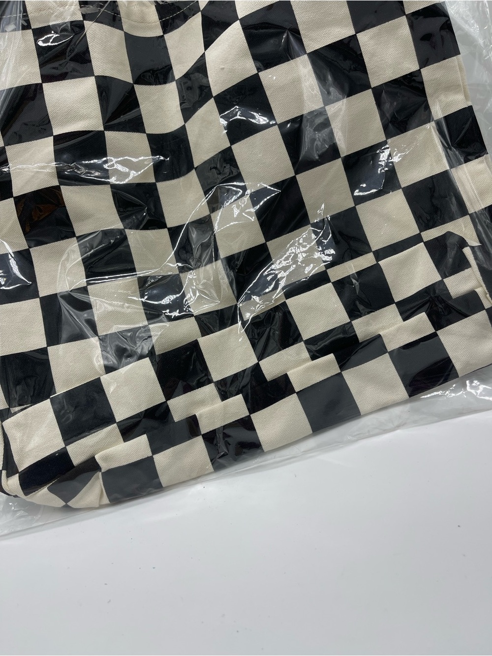 Vans Shopping Tote - Picture 11 of 16